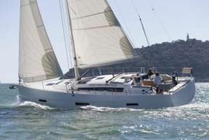 Dufour 430 „Whisky“ – fotka 1