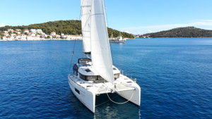 Lagoon 40 „Balance 69“ – fotka 8