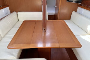 Oceanis 34.2 „LL Skyhawk“ – fotka 15
