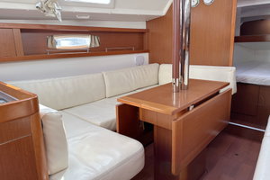 Oceanis 34.2 „LL Skyhawk“ – fotka 13