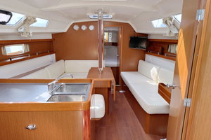 Oceanis 34.2 „LL Skyhawk“ – fotka 3