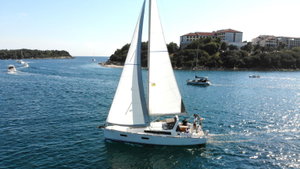 Oceanis 38 „Olli“ – fotka 6