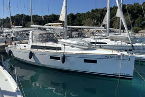 Oceanis 38.1 „Tamara“ – fotka 2