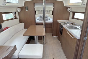 Oceanis 38.1 „Flip“ – fotka 3