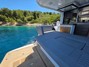 Sealine F430 „Tireless Too“ – fotka 16