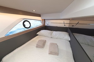 Sealine F430 „Tireless Too“ – fotka 24