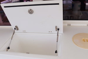 Lagoon 450 F „Moët“ – fotka 38