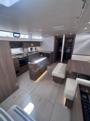 Oceanis 52 „Orange“ – fotka 5