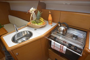 Sun Odyssey 33i