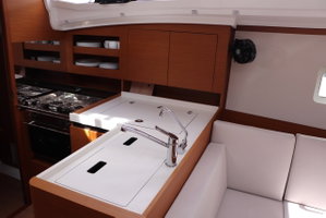 Sun Odyssey 380 „Bura Kiss“ – fotka 7