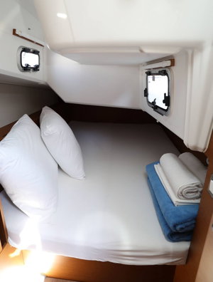 Sun Odyssey 380 „Red Kiss“ – fotka 11
