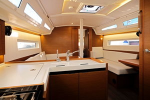 Sun Odyssey 380 „Sea Kiss“ – fotka 9