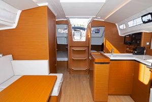 Sun Odyssey 410 „Lowe“ – fotka 12