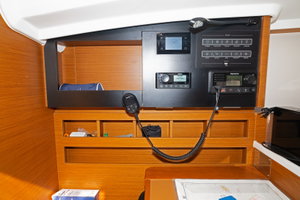 Sun Odyssey 410 „Lowe“ – fotka 16