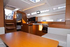 Sun Odyssey 410 „Lowe“ – fotka 10