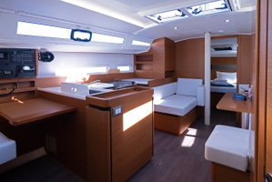 Sun Odyssey 410 „Midnight Kiss“ – fotka 6