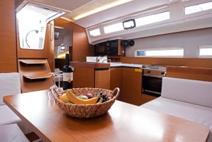 Sun Odyssey 410 „Sky Kiss“ – fotka 6