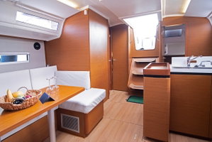 Sun Odyssey 410 „Sky Kiss“ – fotka 5