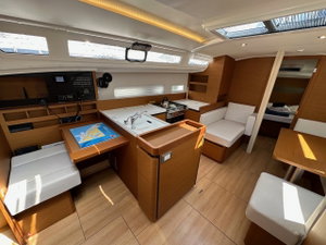 Sun Odyssey 410 „Wind Kiss“ – fotka 8