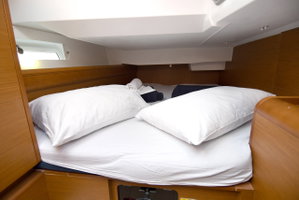 Sun Odyssey 419 „Kiss Kiss“ – fotka 4