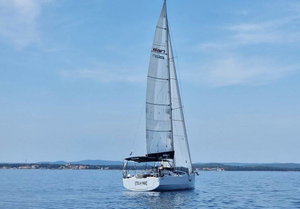 Elan E4 „Stella Mare“ – fotka 1