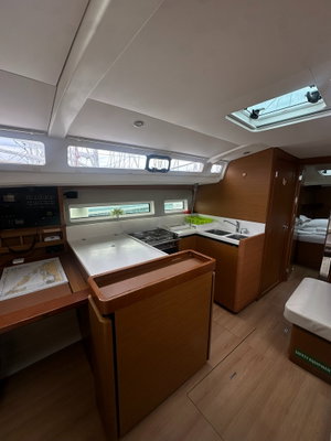 Sun Odyssey 440 „Habibi“ – fotka 4