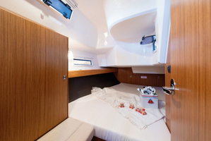 Bavaria Cruiser 37