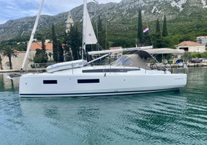 Sun Odyssey 350 „Anja“ – fotka 3