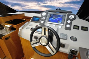 Bavaria Virtess 420 Fly „Zanngi“ – fotka 17