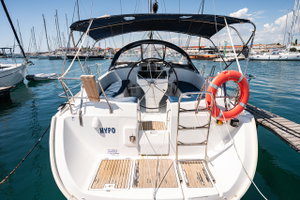 Oceanis 411 „Hypo“ – fotka 5