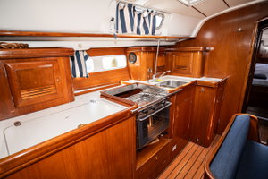 Oceanis 411 „Hypo“ – fotka 9