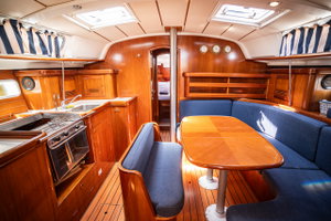 Oceanis 411 „Hypo“ – fotka 2