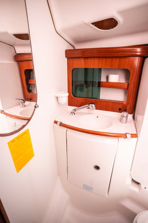 Oceanis 411 „Hypo“ – fotka 19