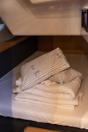 Elan E6 „Sailing Grace“ – fotka 18