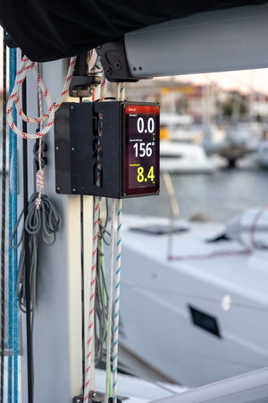 Elan E6 „Sailing Grace“ – fotka 10