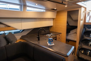 Elan E6 „Sailing Grace“ – fotka 13