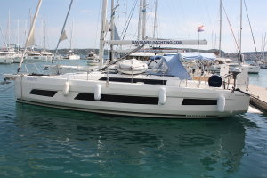 Dufour 41 „Curiosity“ – fotka 2