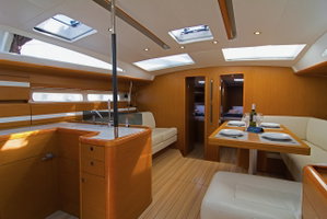 Jeanneau 53 „Omega Kiss“ – fotka 8