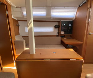 Sun Odyssey 380 „4 elli“ – fotka 9