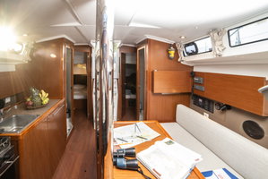 Oceanis 38.1 „Rania“ – fotka 16