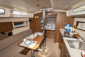 Oceanis 38.1 „The Boss“ – fotka 3