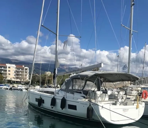 Oceanis 46.1 „Glykeria“ – fotka 1
