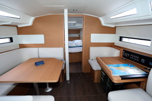 Sun Odyssey 415 „Nuria“ – fotka 11