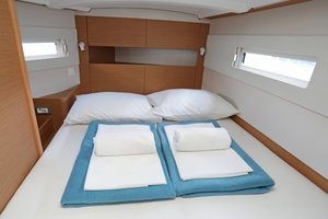 Sun Odyssey 415 „Nuria“ – fotka 6