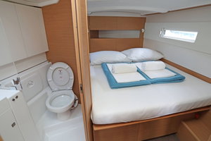 Sun Odyssey 415 „Nuria“ – fotka 4