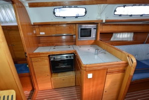 Bavaria 38 cruiser