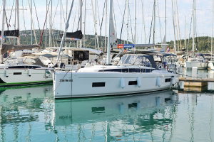 Bavaria C42 „Summertime“ – fotka 2