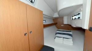 Bavaria Cruiser 33
