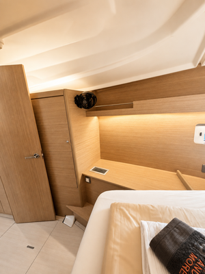Oceanis 40.1 „Aurora Lane“ – fotka 17