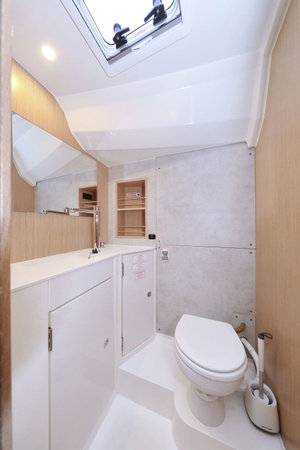 Bavaria C42 „Maupiti“ – fotka 35